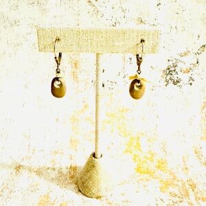 Wasabi Jewelry Beach Stone Raffia Earrings